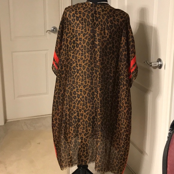 Animal Print with orange strips Cape. One Size - Picture 3 of 6